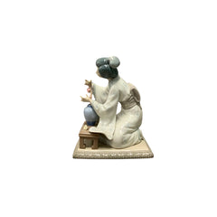Japanese Girl Lladro Japanese Girl Lladro