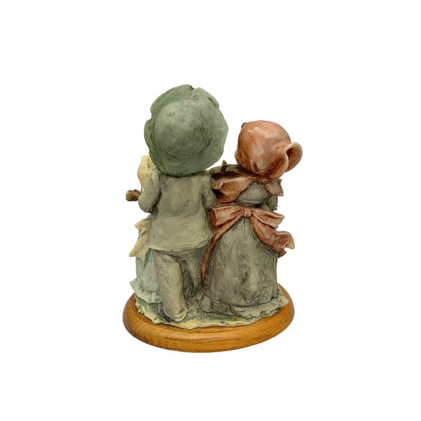 Gulliver's World Figurine