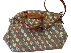 Dooney and Bourke logo pattern bag